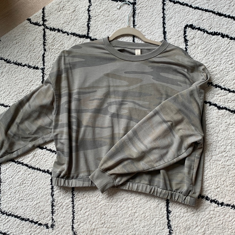 Altar’d State | Camo Longsleeve Top